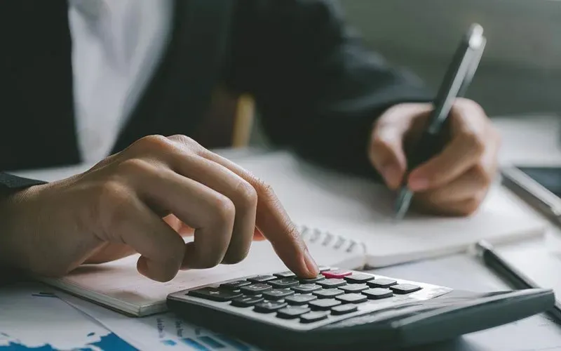 Qué son los aportes parafiscales en Colombia, explicado por MAbogados
